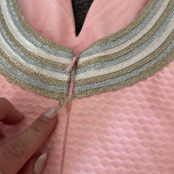 Lily Pulitzer dress size 4! - Picture 3 of 4